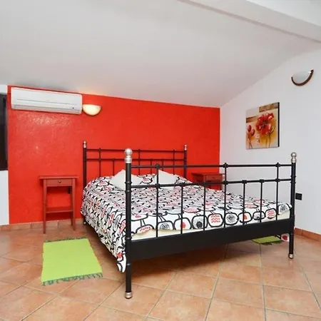 One Bedroom In I 아파트 *