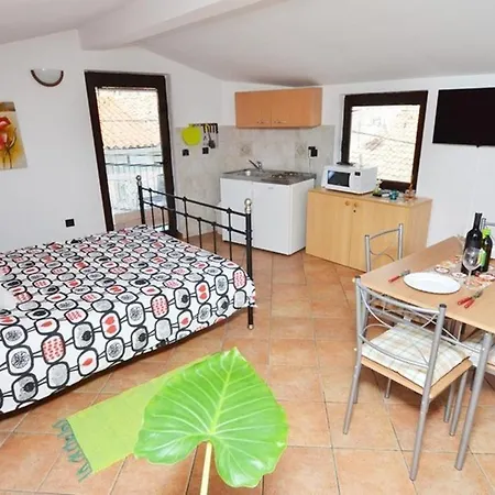 One Bedroom In I 아파트 *