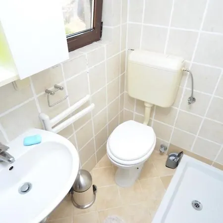 One Bedroom In I 아파트 로비니